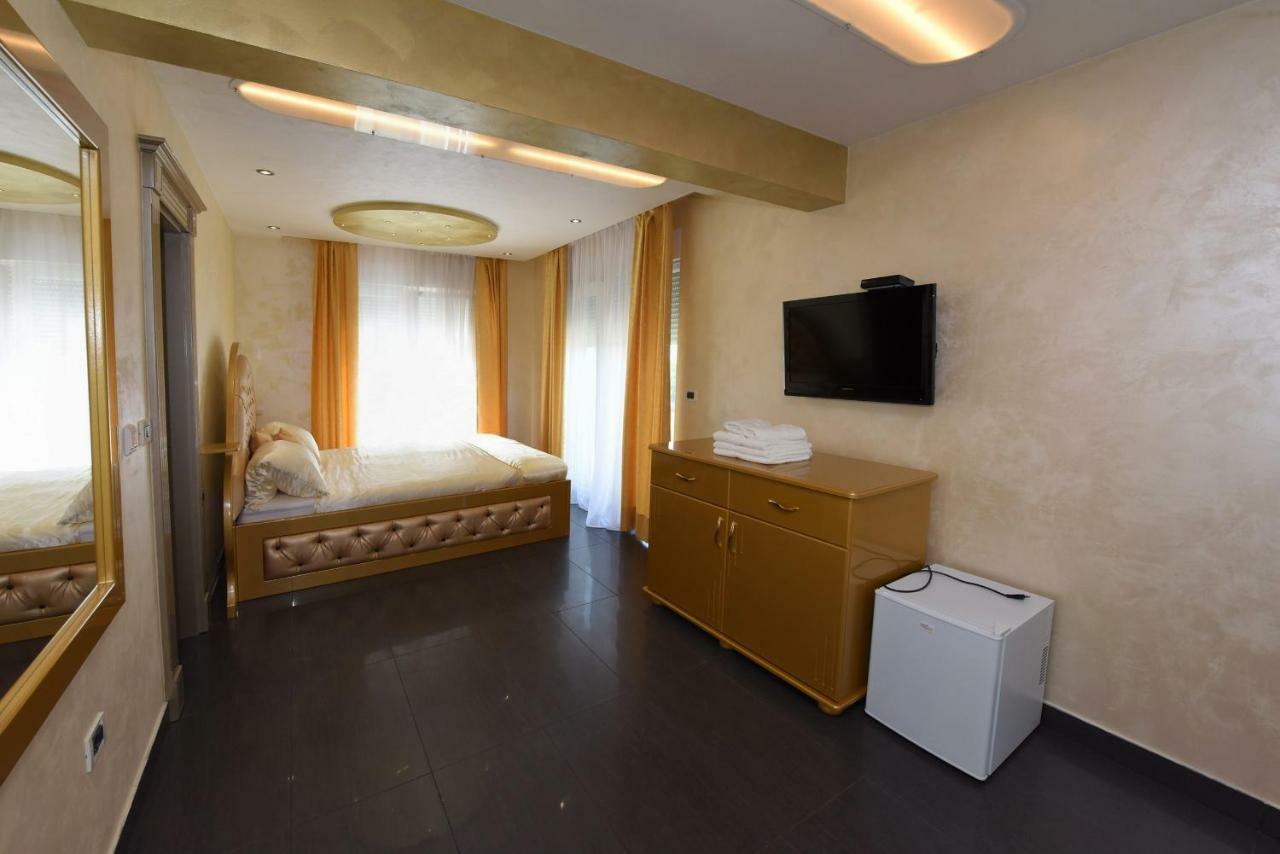 Villa Valerio Porec Exterior photo