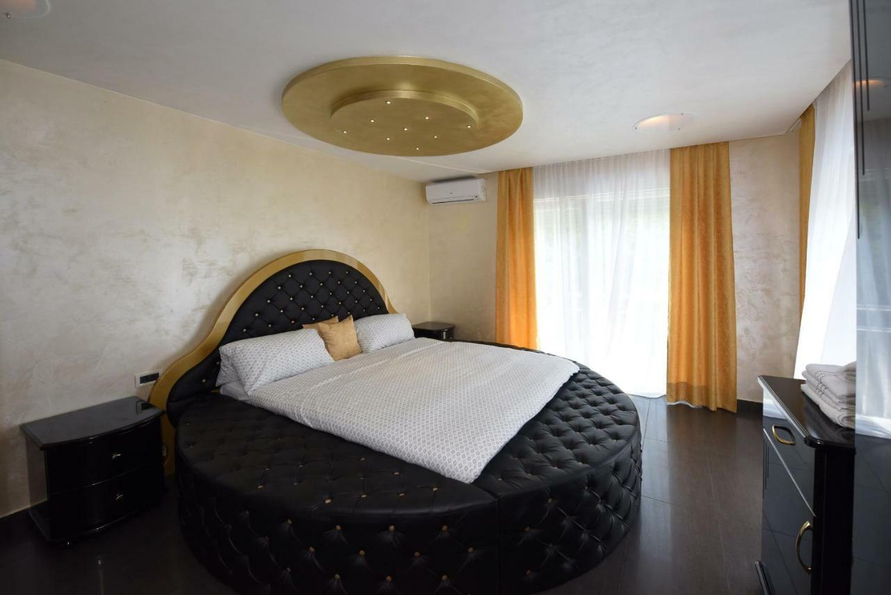 Villa Valerio Porec Exterior photo